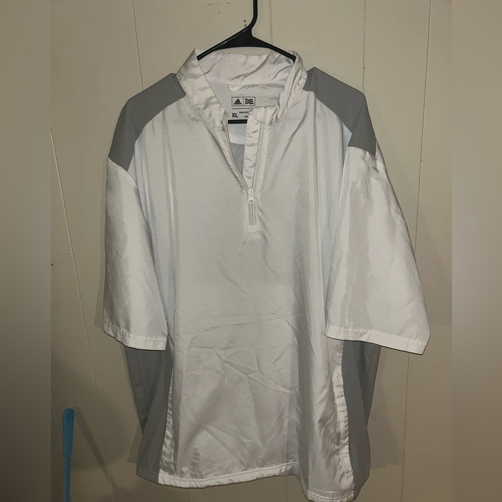 New without tags Adidas Metallic Silver Men’s Top XL